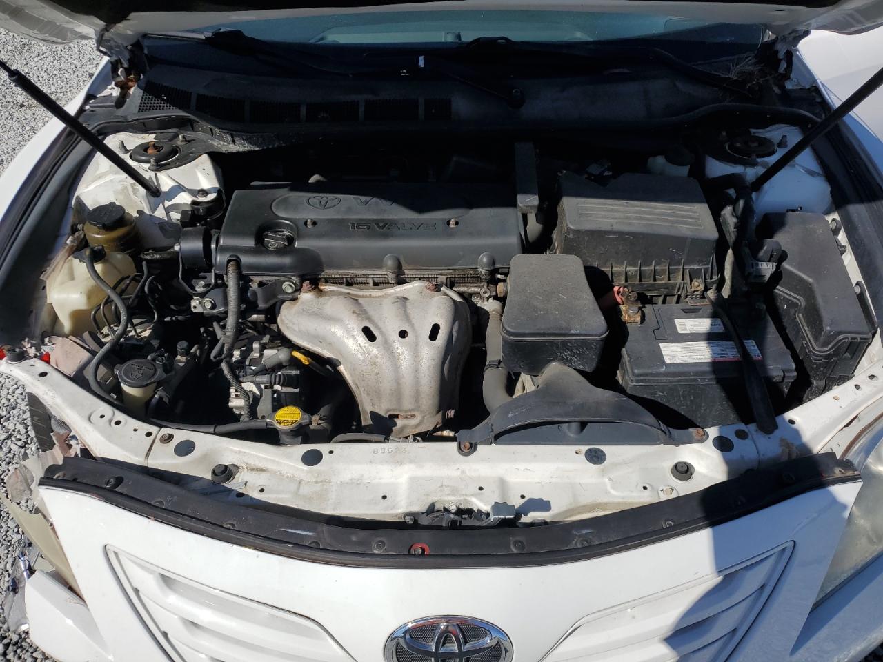 2009 Toyota Camry - Image 11