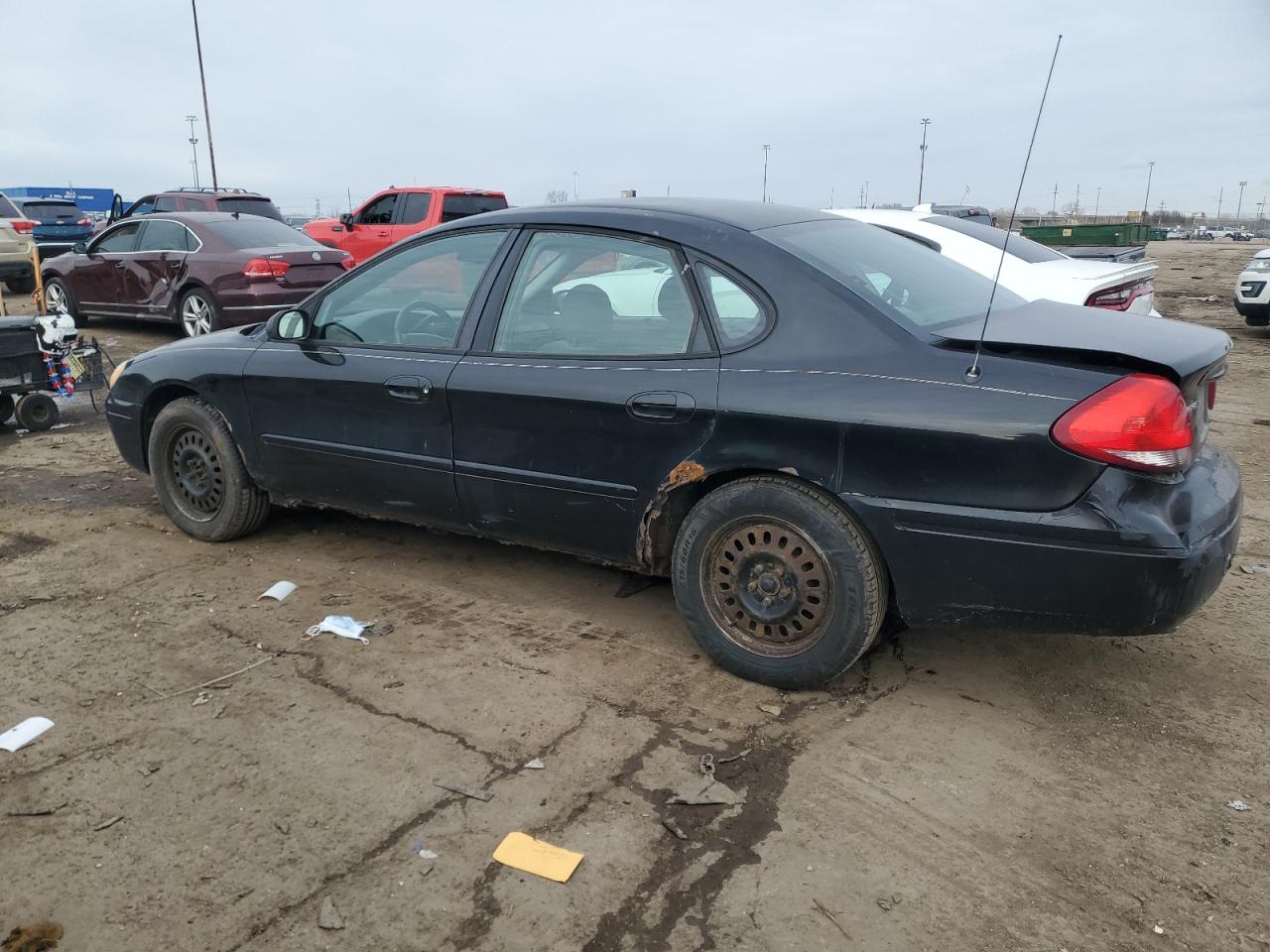 2007 Ford Taurus - Image 2
