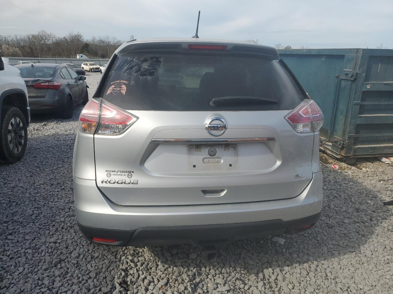 2015 Nissan Rogue - Image 6