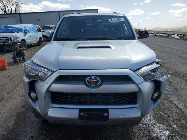  TOYOTA 4RUNNER 2016 Серебристый
