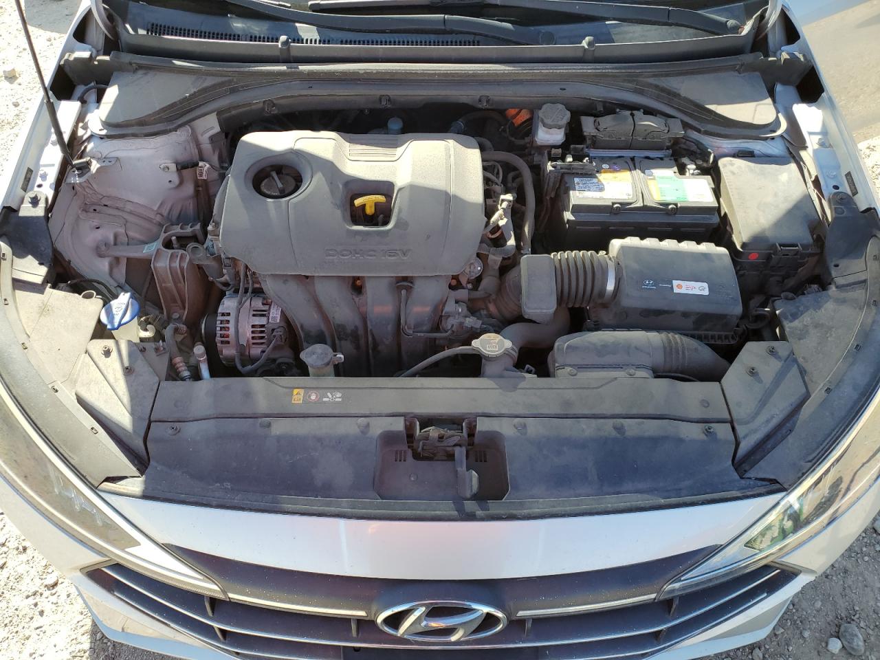 2019 Hyundai Elantra - Image 11