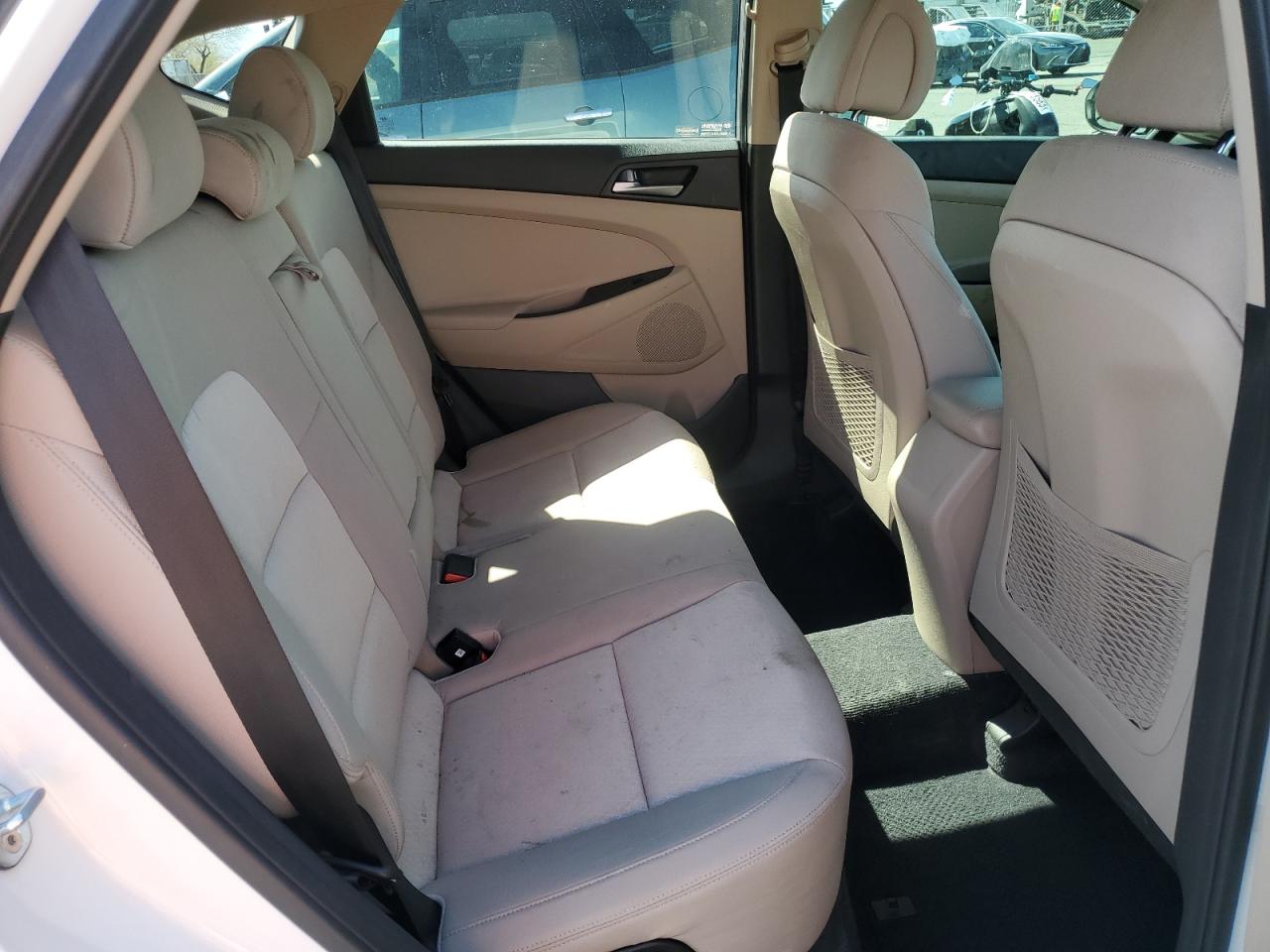 2017 Hyundai Tucson VIN: M8J33A49HU564566 Lot: 50949125