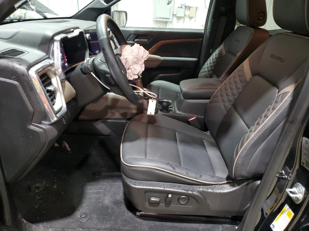 2024 GMC Canyon Denali VIN: 1GTP6FEK1R1303399 Lot: 49176775
