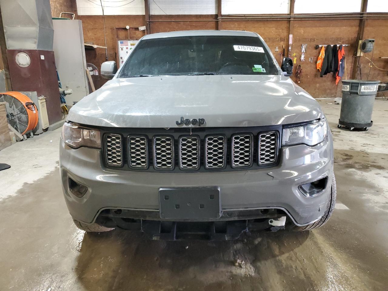 2019 Jeep Grand Cherokee - Image 5