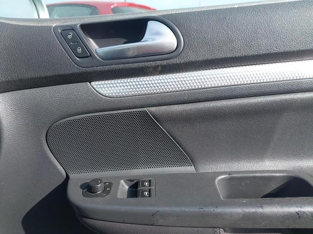 2006 VOLKSWAGEN GOLF R32 S