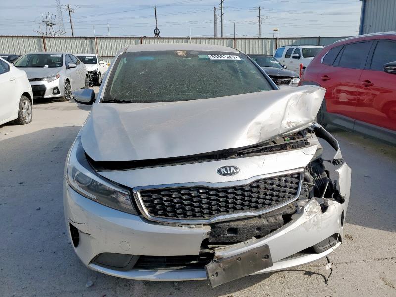  KIA FORTE 2017 Серебристый