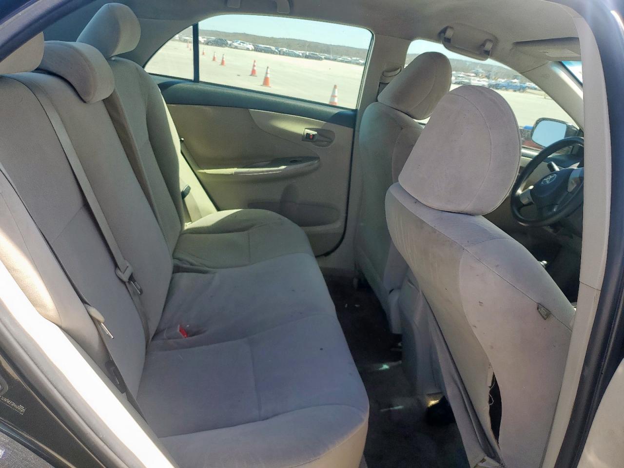 2011 Toyota Corolla - Image 10