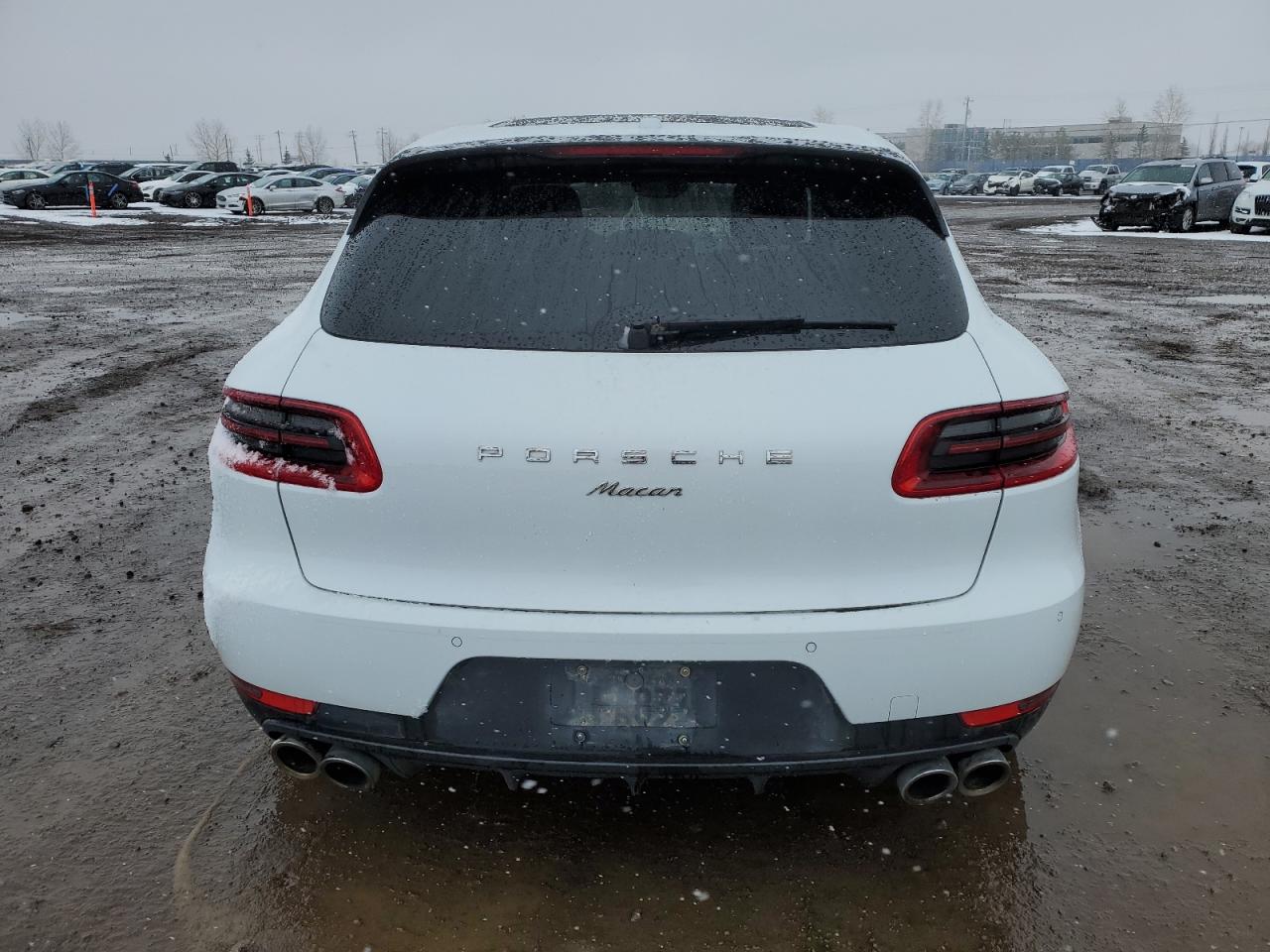 2018 Porsche Macan - Image 6