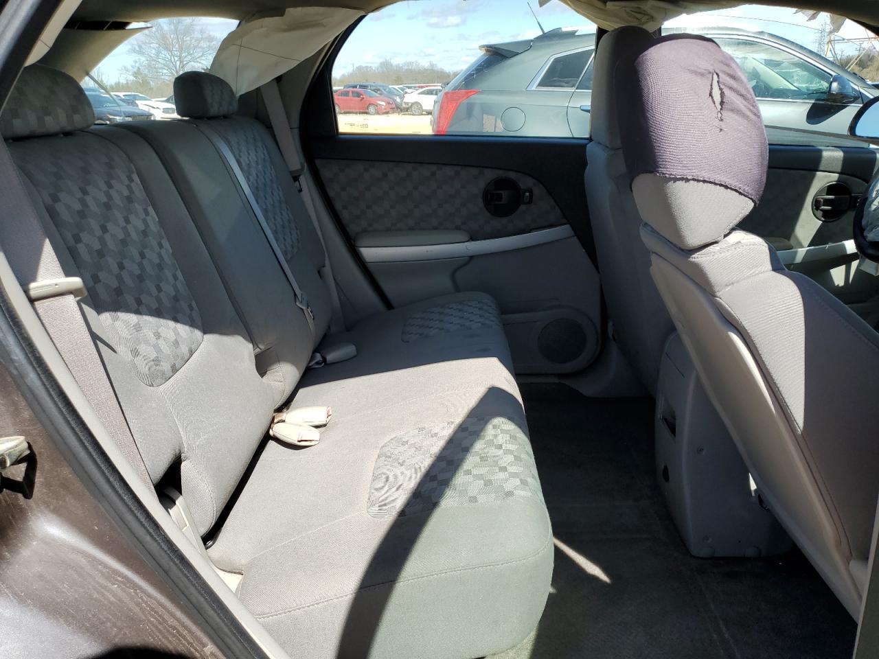 2007 Chevrolet Equinox - Image 11