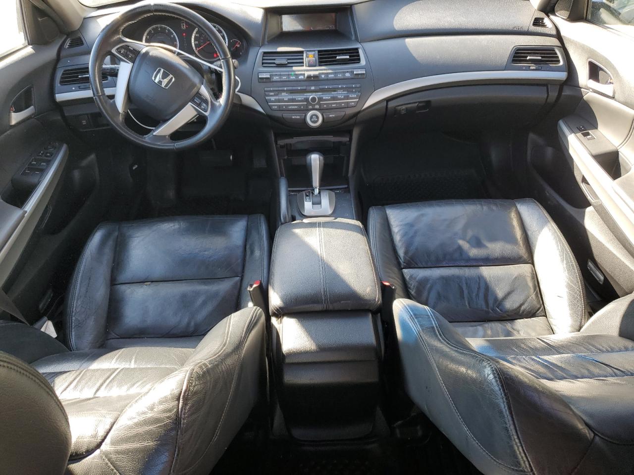 2009 Honda Accord - Image 8