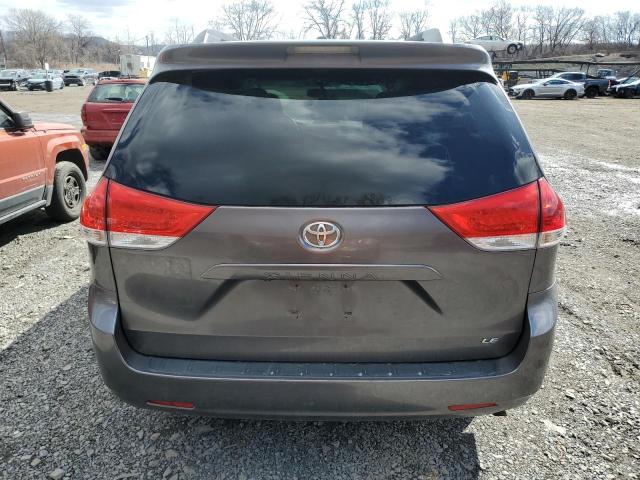 Мінівени TOYOTA All Models 2014 Сірий