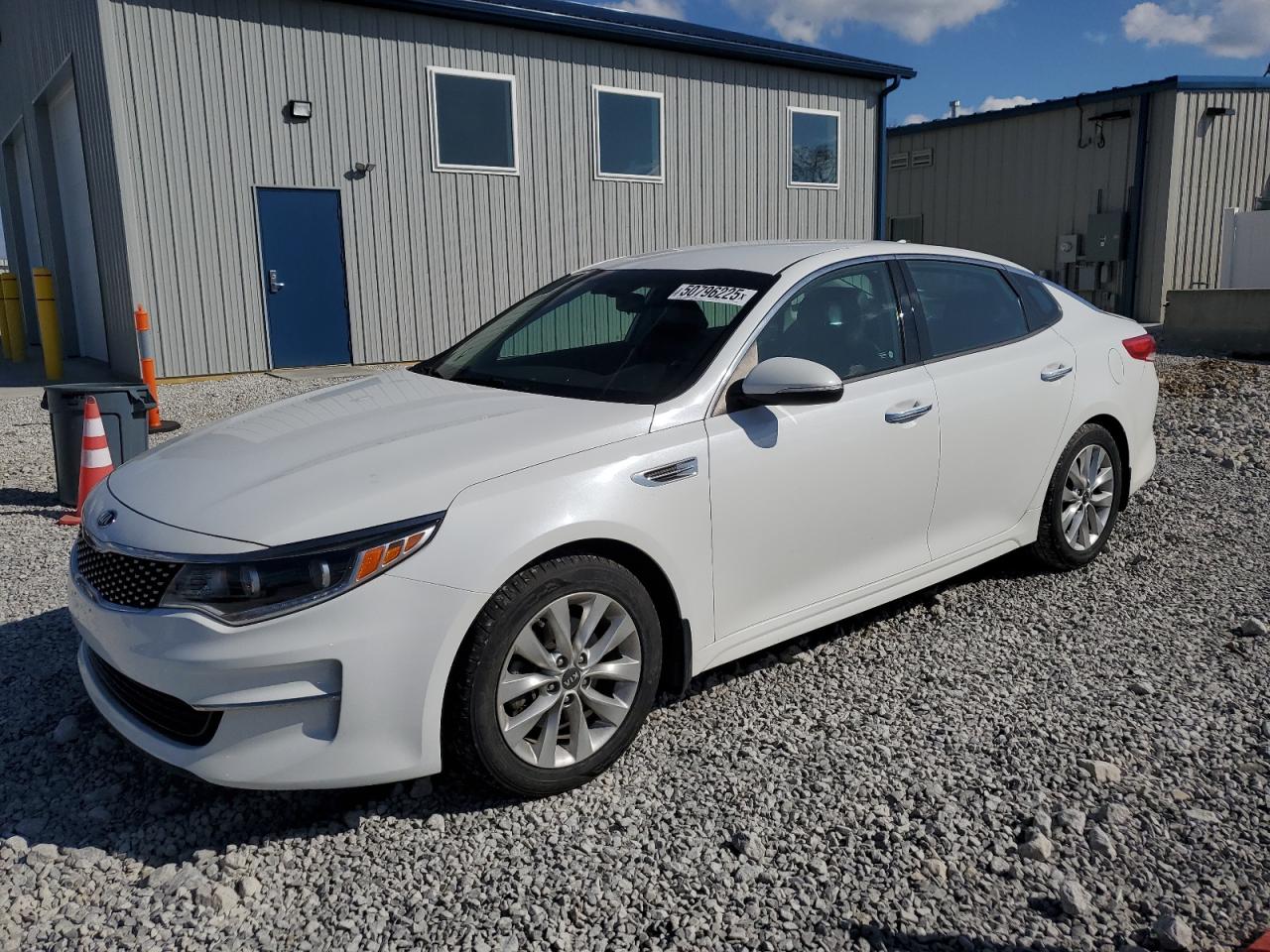 2017 Kia Optima Ex იყიდება Barberton-ში, OH - Rear End