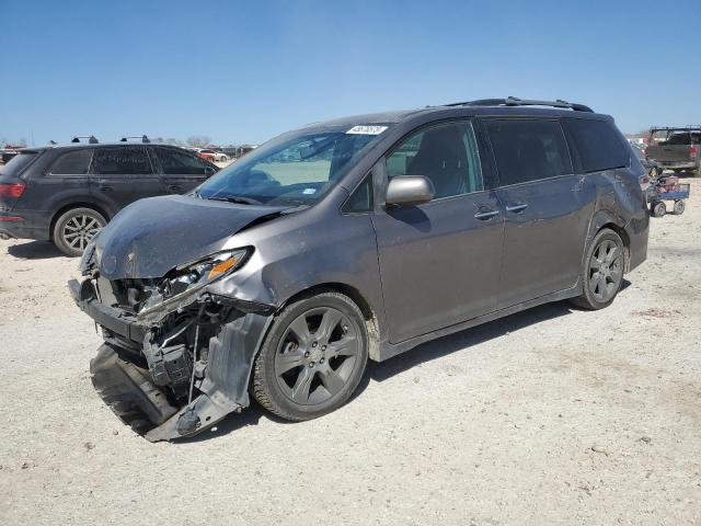 2015 Toyota Sienna Sport