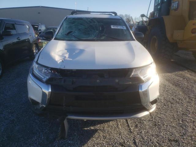 Parquets MITSUBISHI OUTLANDER 2017 White