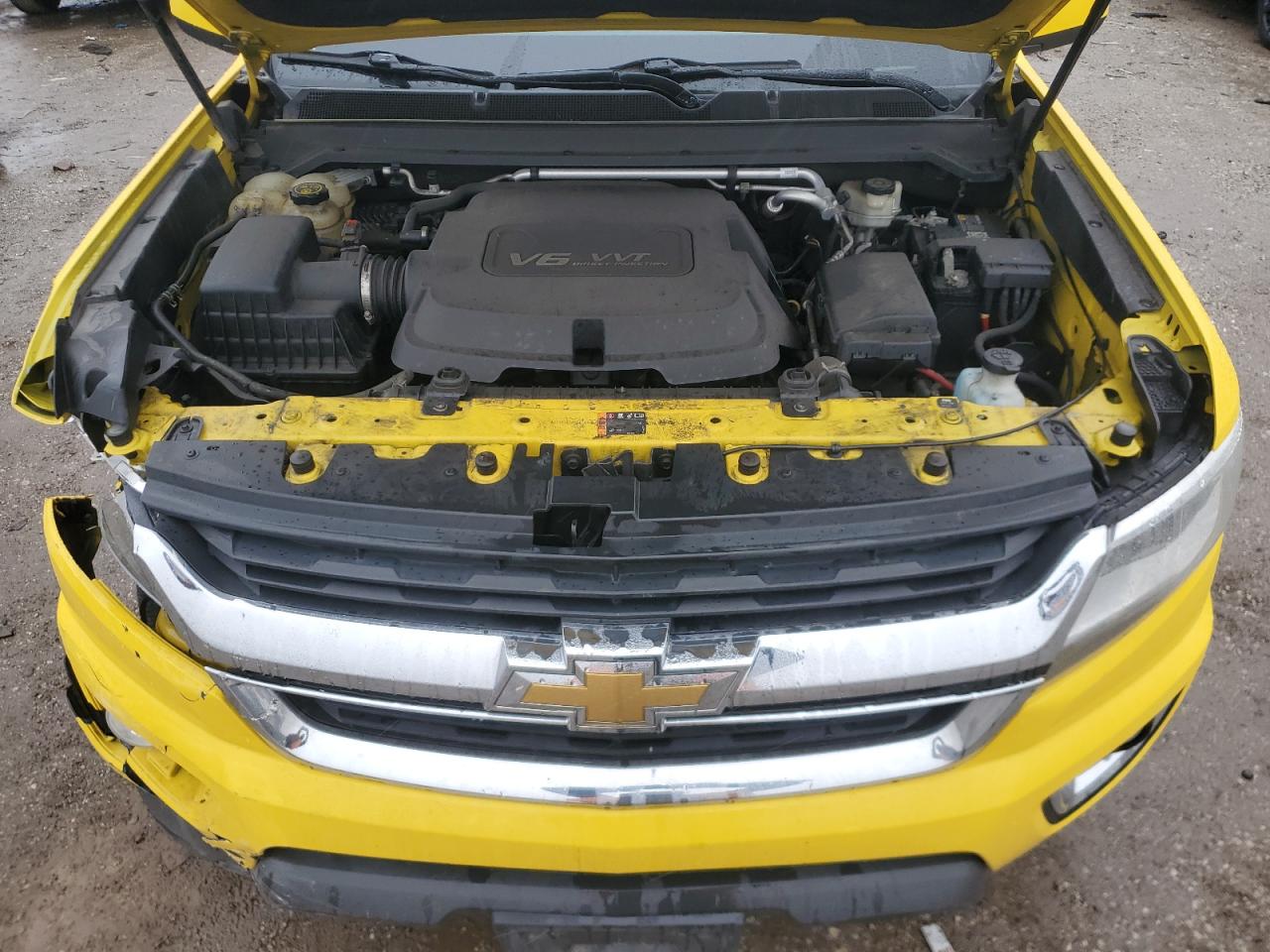 2015 Chevrolet Colorado - Image 11