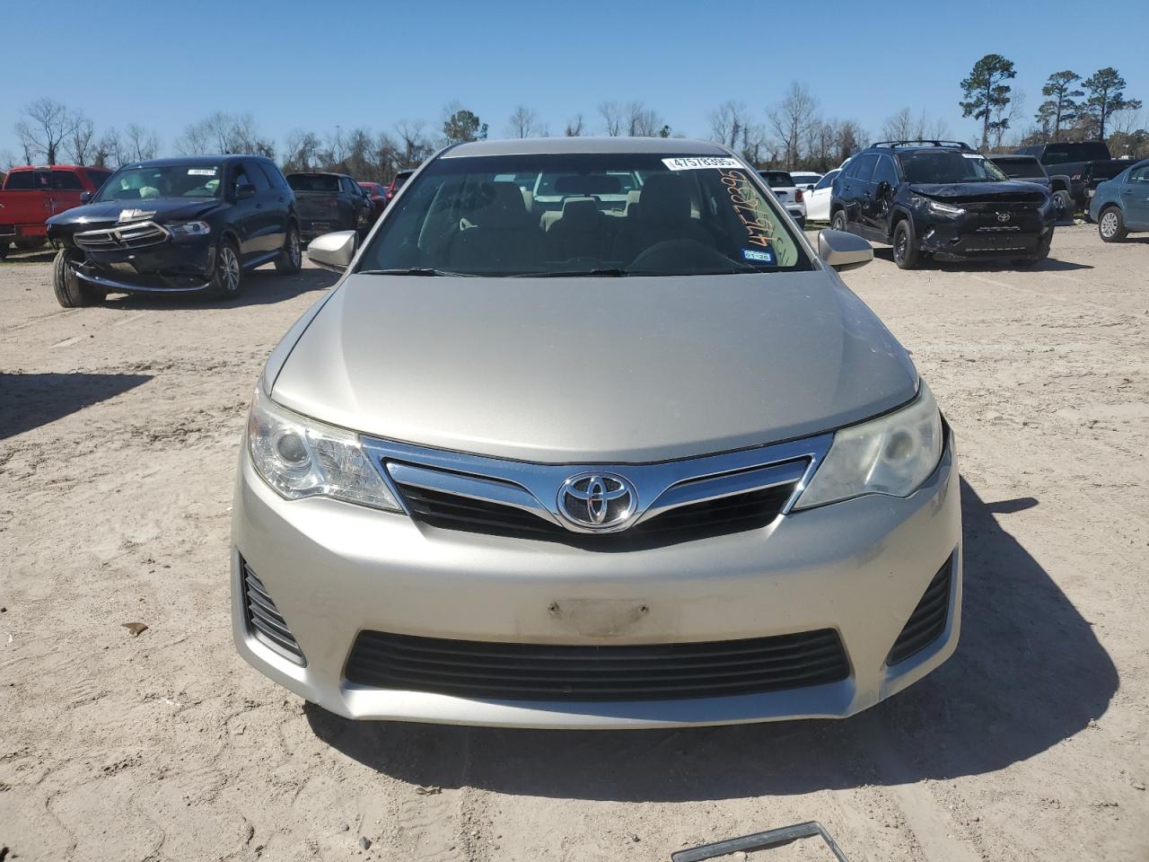 2014 Toyota Camry - Image 5