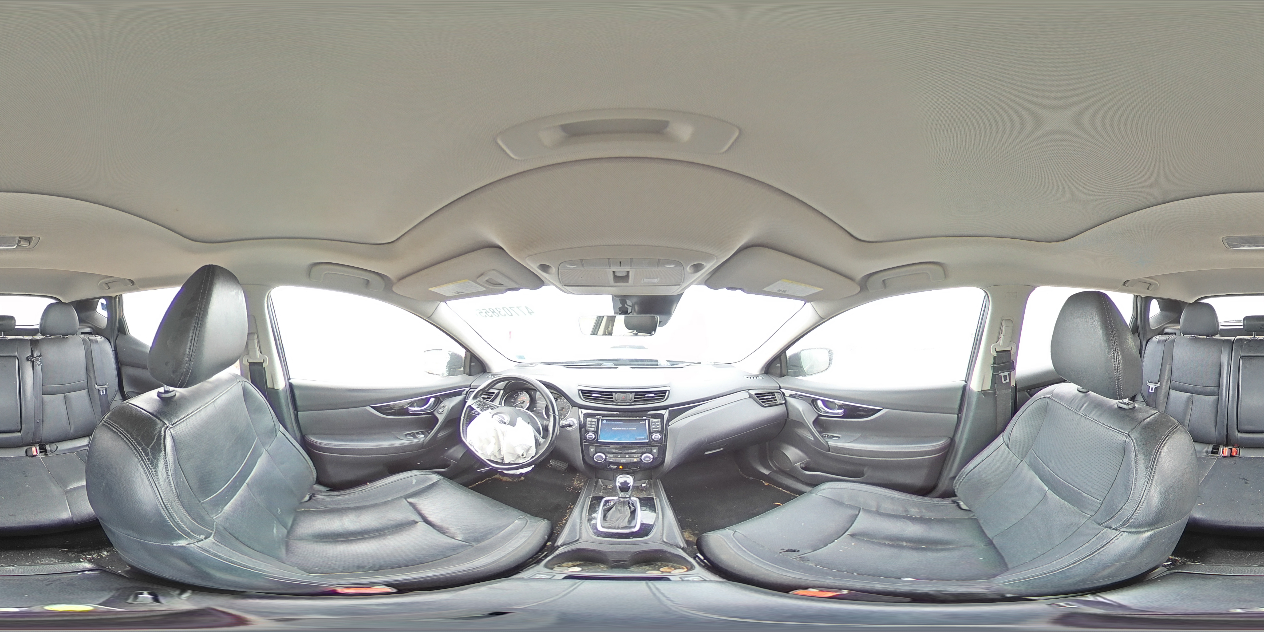 2017 Nissan Rogue - Image 13