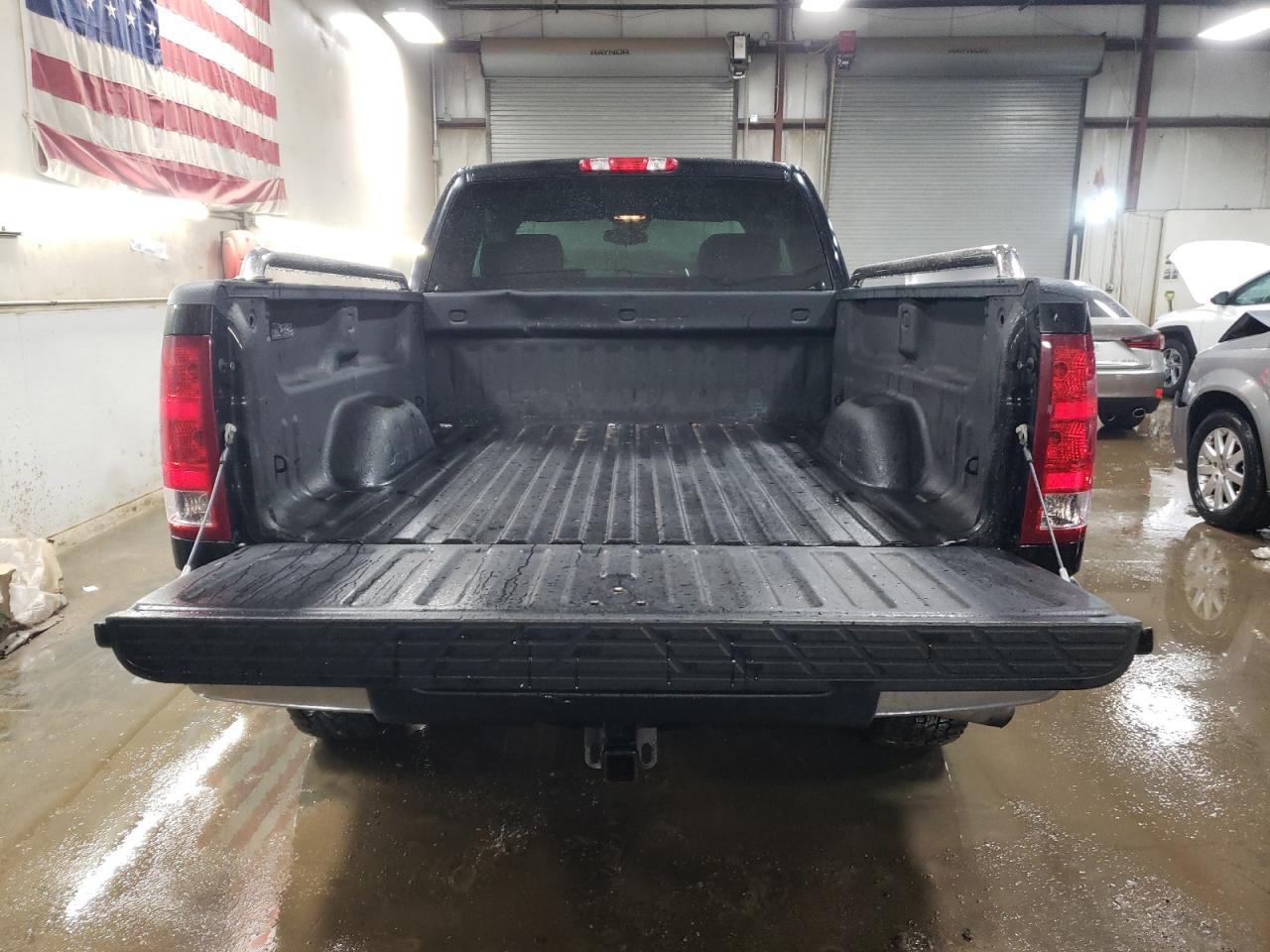2011 GMC Sierra - Image 6