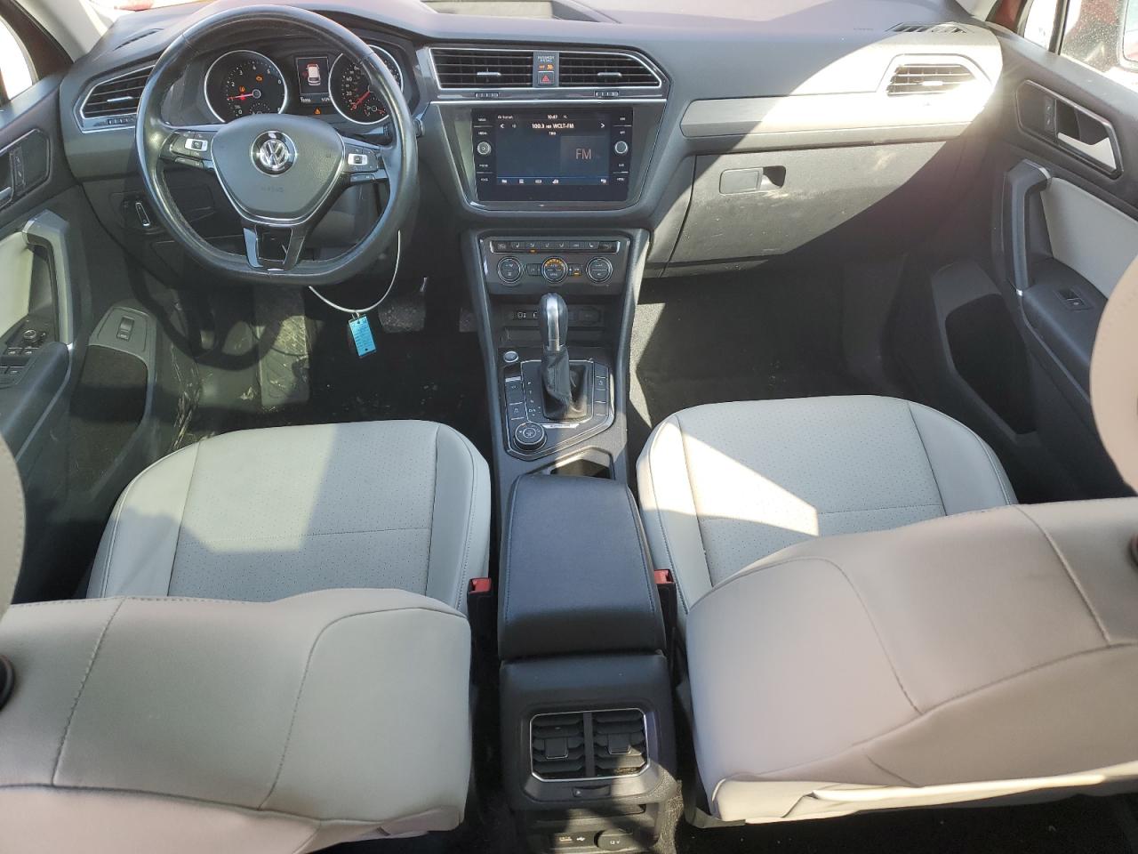 2018 Volkswagen Tiguan - Image 8