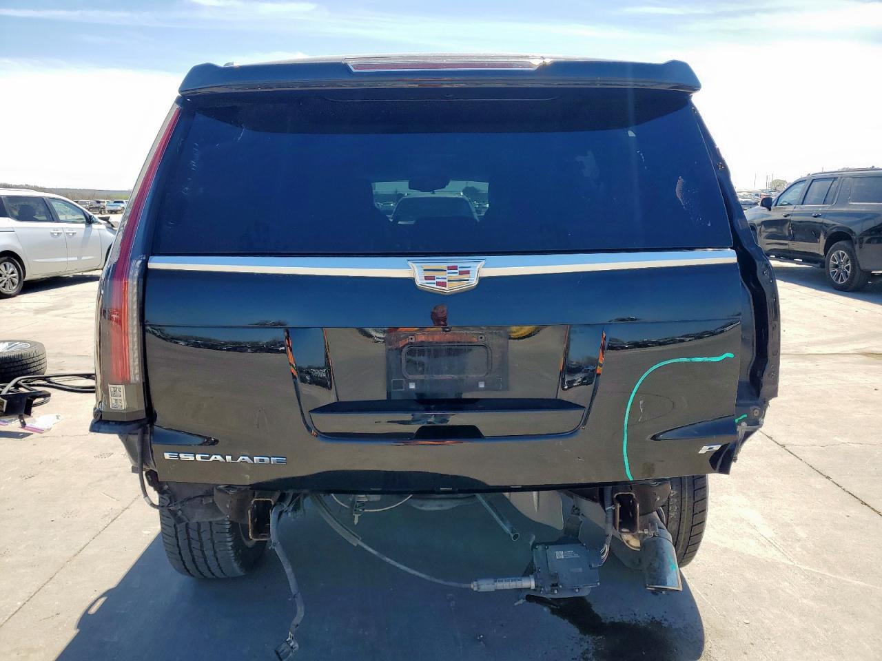 2015 Cadillac Escalade - Image 6