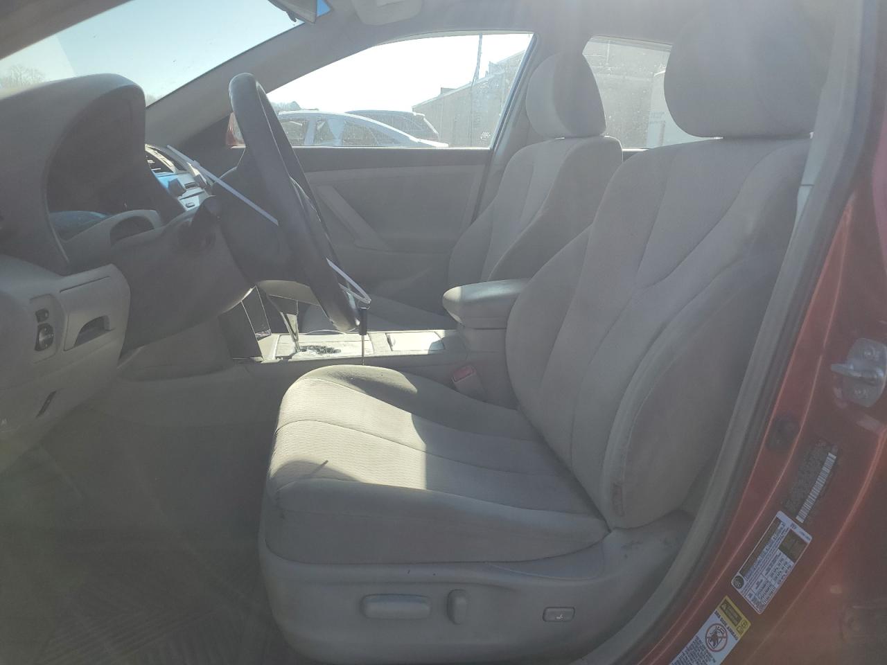 2010 Toyota Camry - Image 7