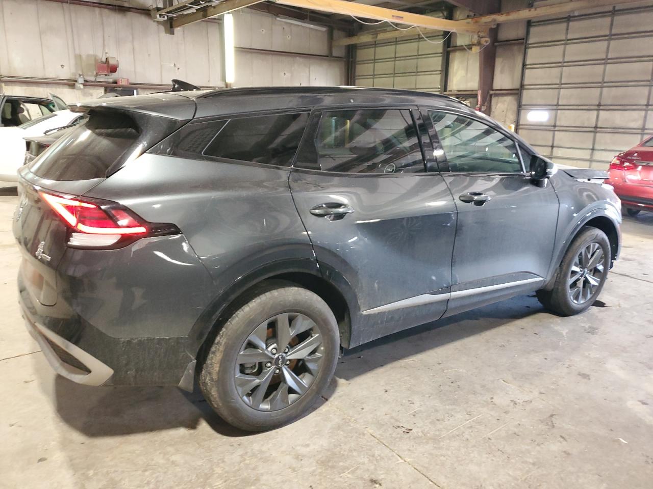 2024 Kia Sportage - Image 3