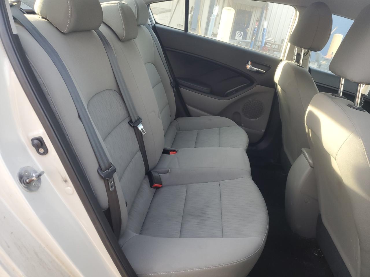 2014 Kia Forte - Image 10