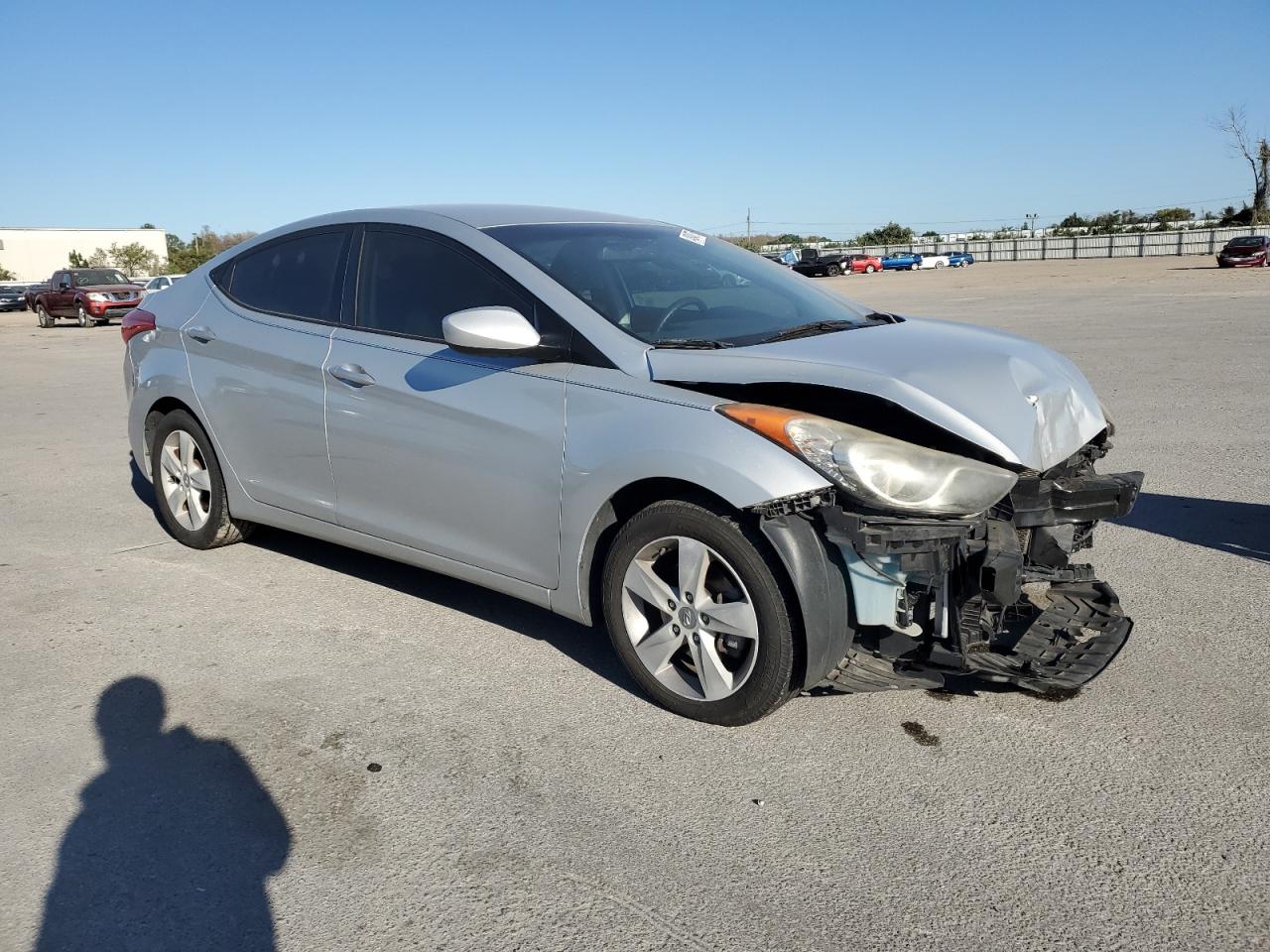 2013 Hyundai Elantra - Image 4