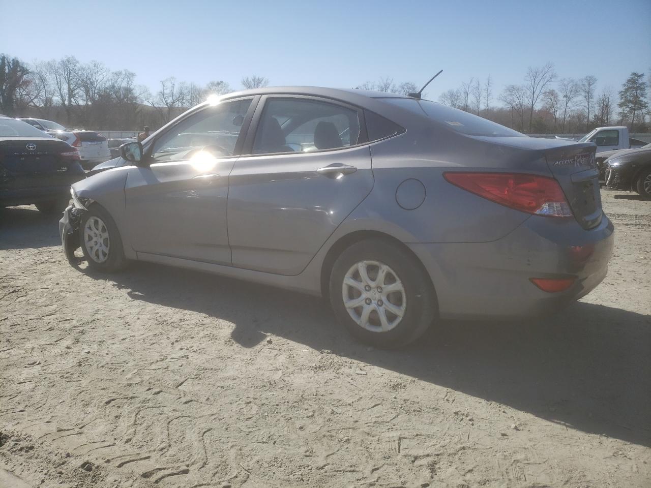 2014 Hyundai Accent - Image 2