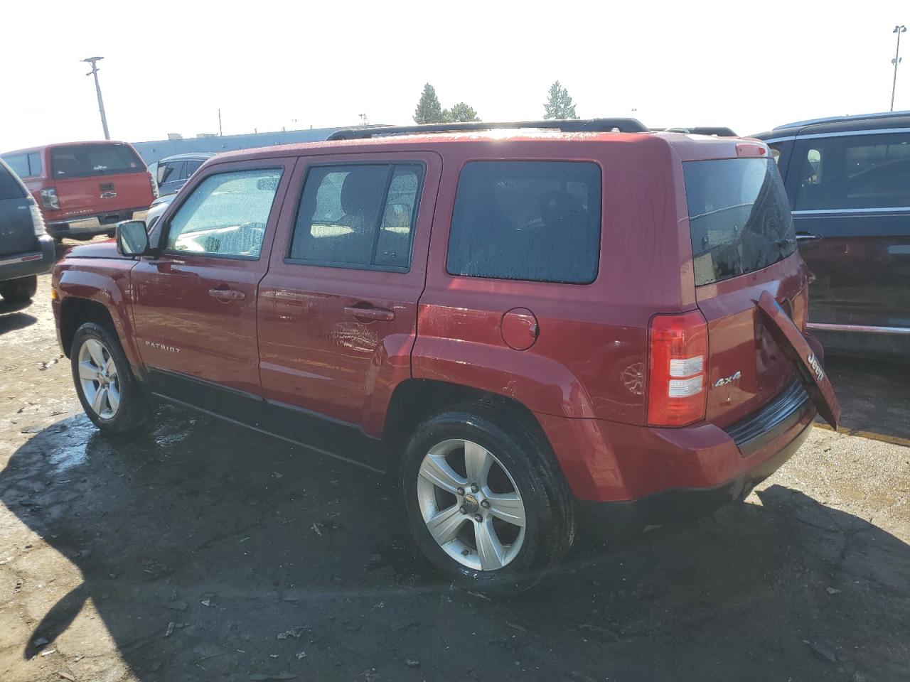 2012 Jeep Liberty (Patriot) - Image 2