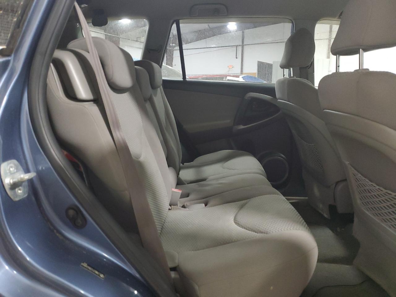 2008 Toyota RAV 4 - Image 11