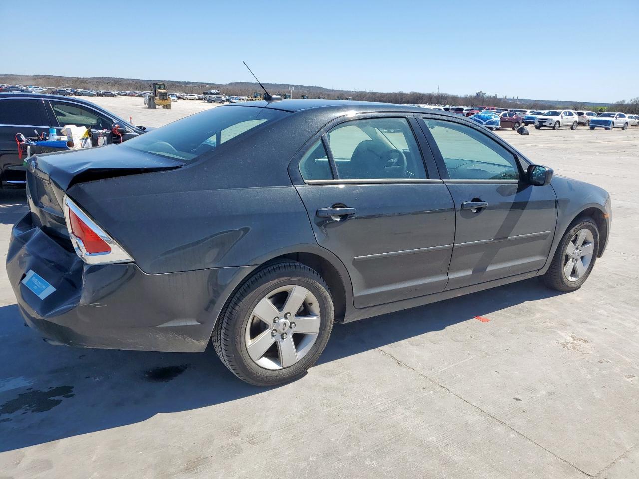 2009 Ford Fusion - Image 3