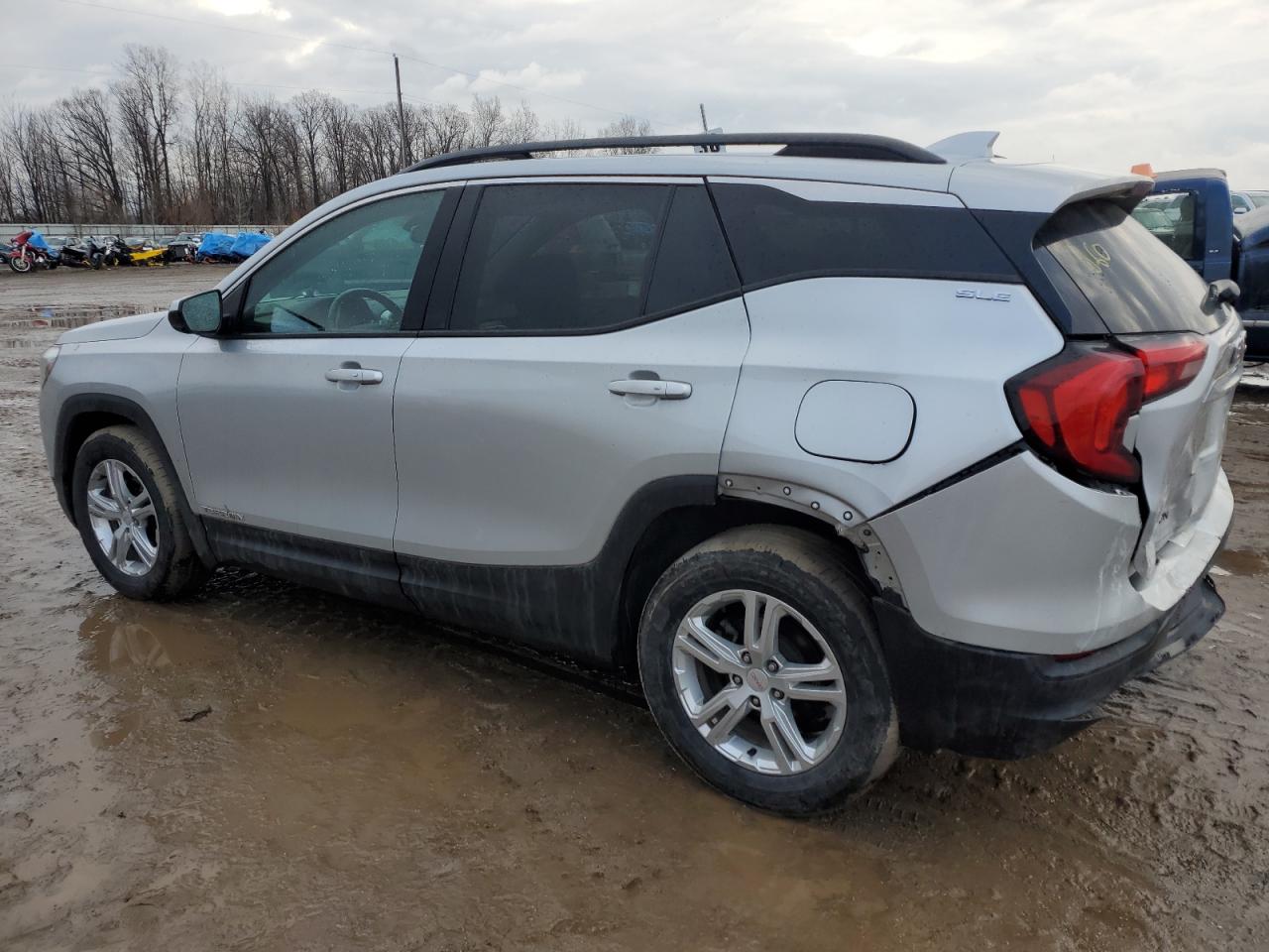 2019 GMC Terrain - Image 2