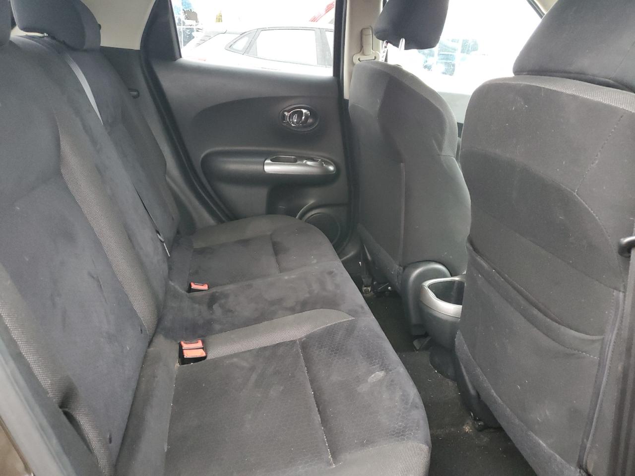 2013 Nissan Juke - Image 11