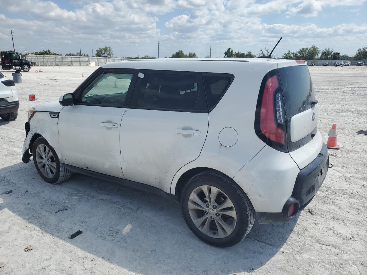 2016 Kia Soul - Image 2