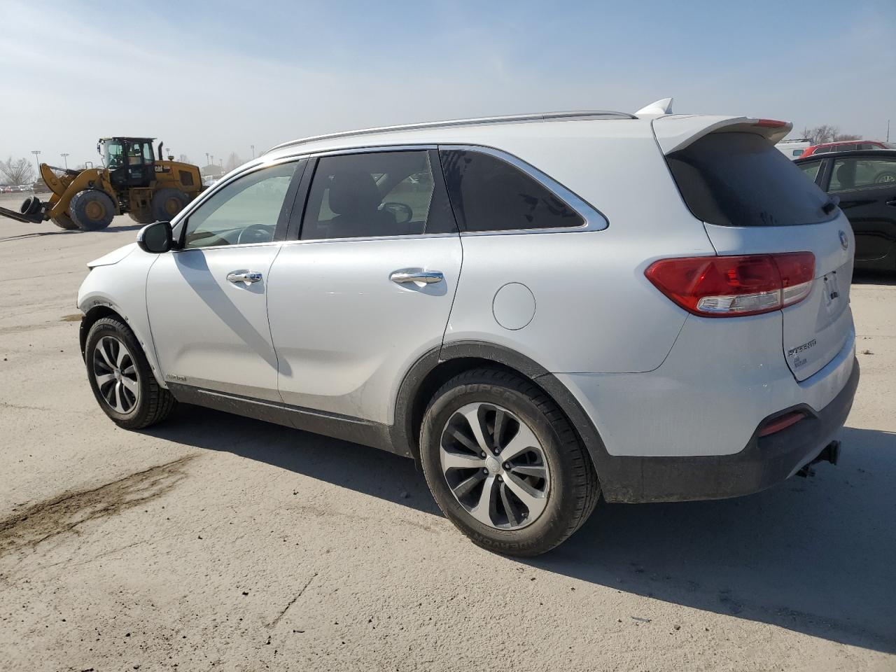 2016 Kia Sorento - Image 2