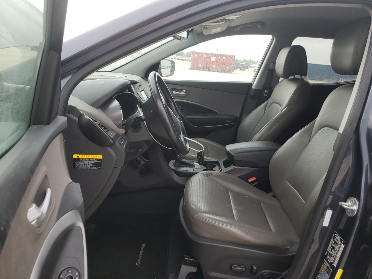 2014 Hyundai Santa Fe - Image 7