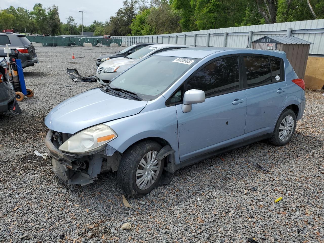 2011 Nissan Versa S للبيع في Riverview، FL - Front End