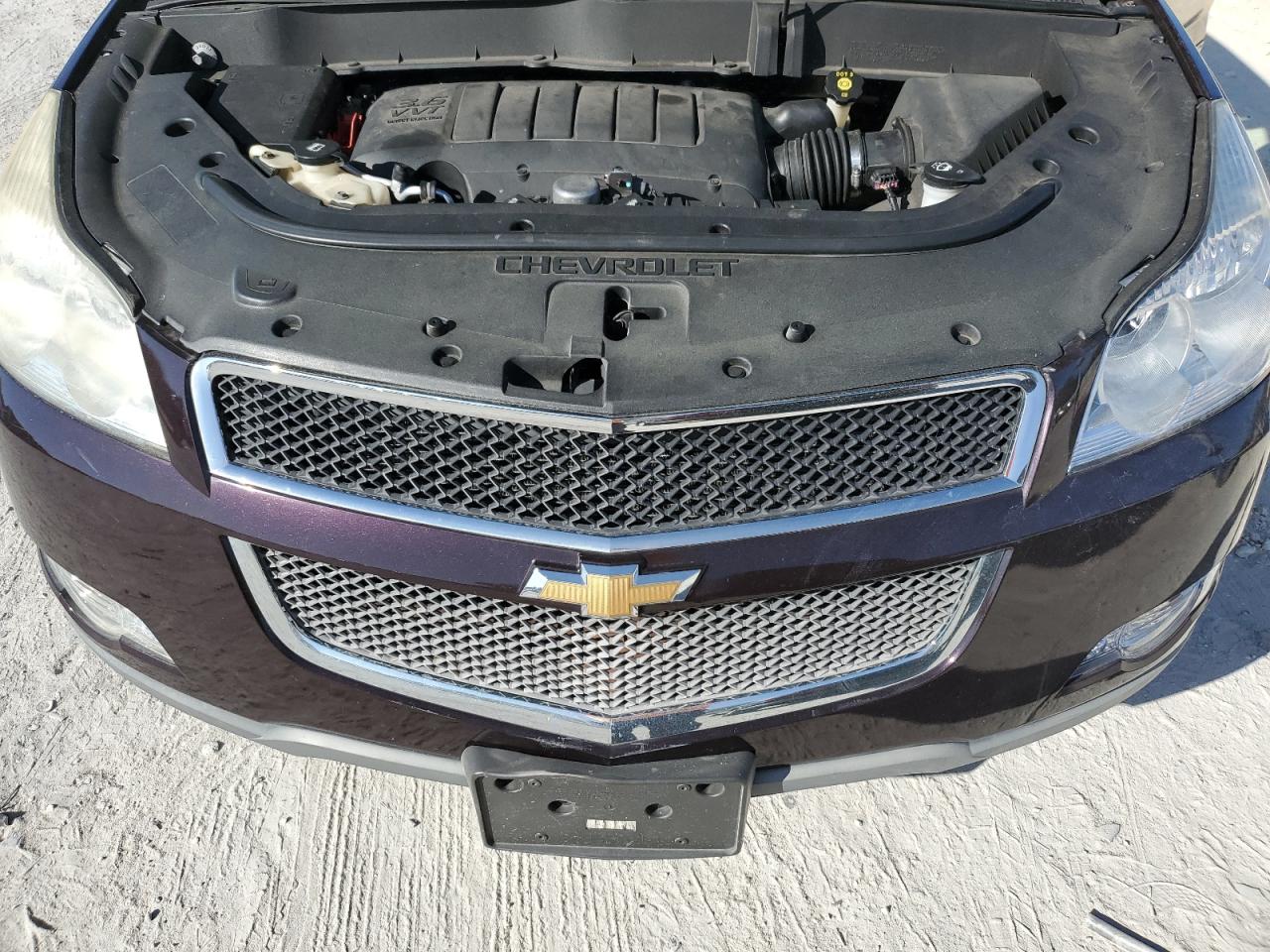 2010 Chevrolet Traverse - Image 12