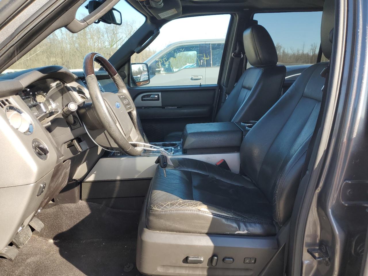 2012 Ford Expedition - Image 7