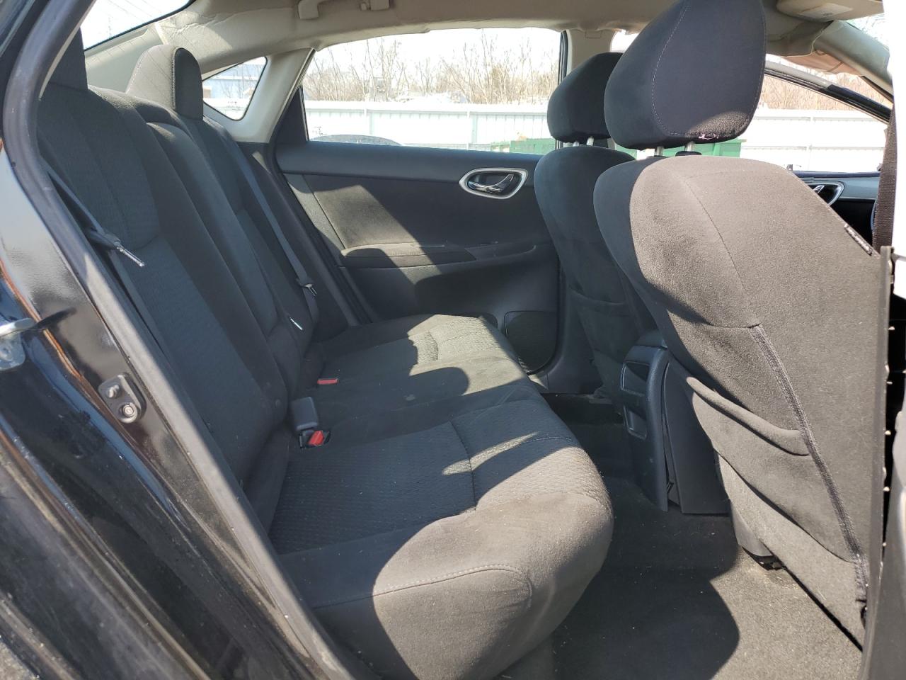 2013 Nissan Sentra - Image 10