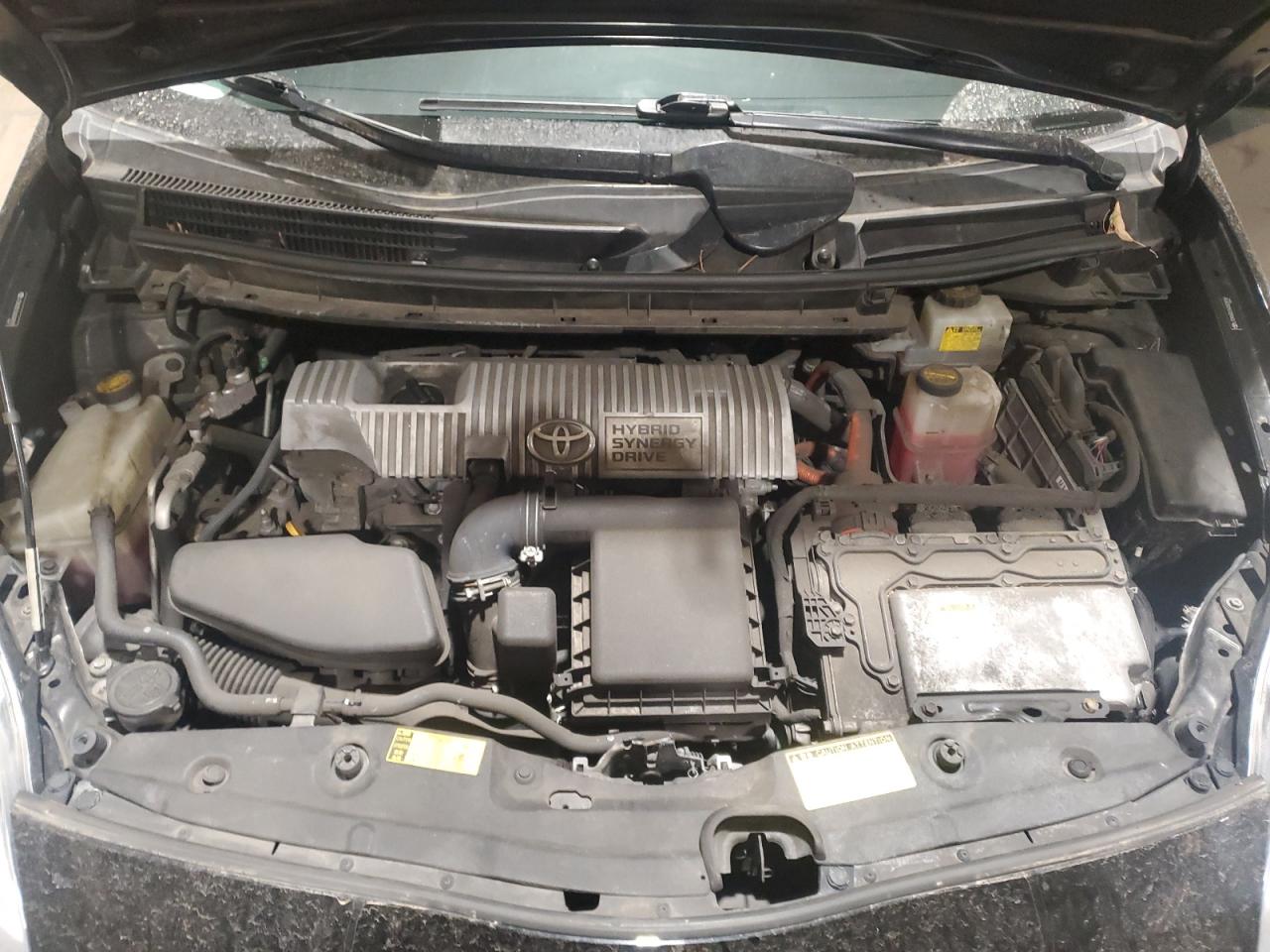 2010 Toyota Prius - Image 13