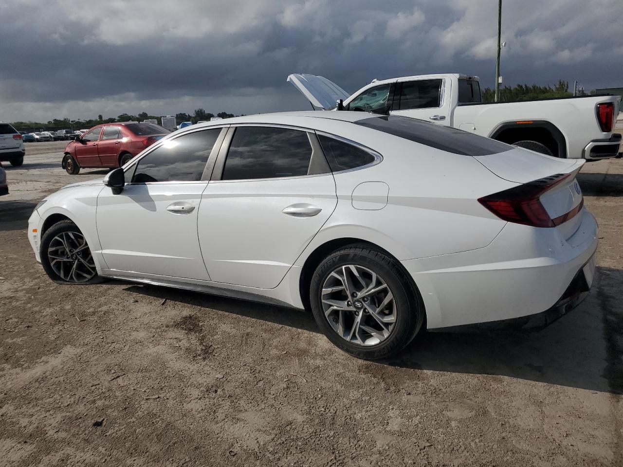 2020 Hyundai Sonata - Image 2