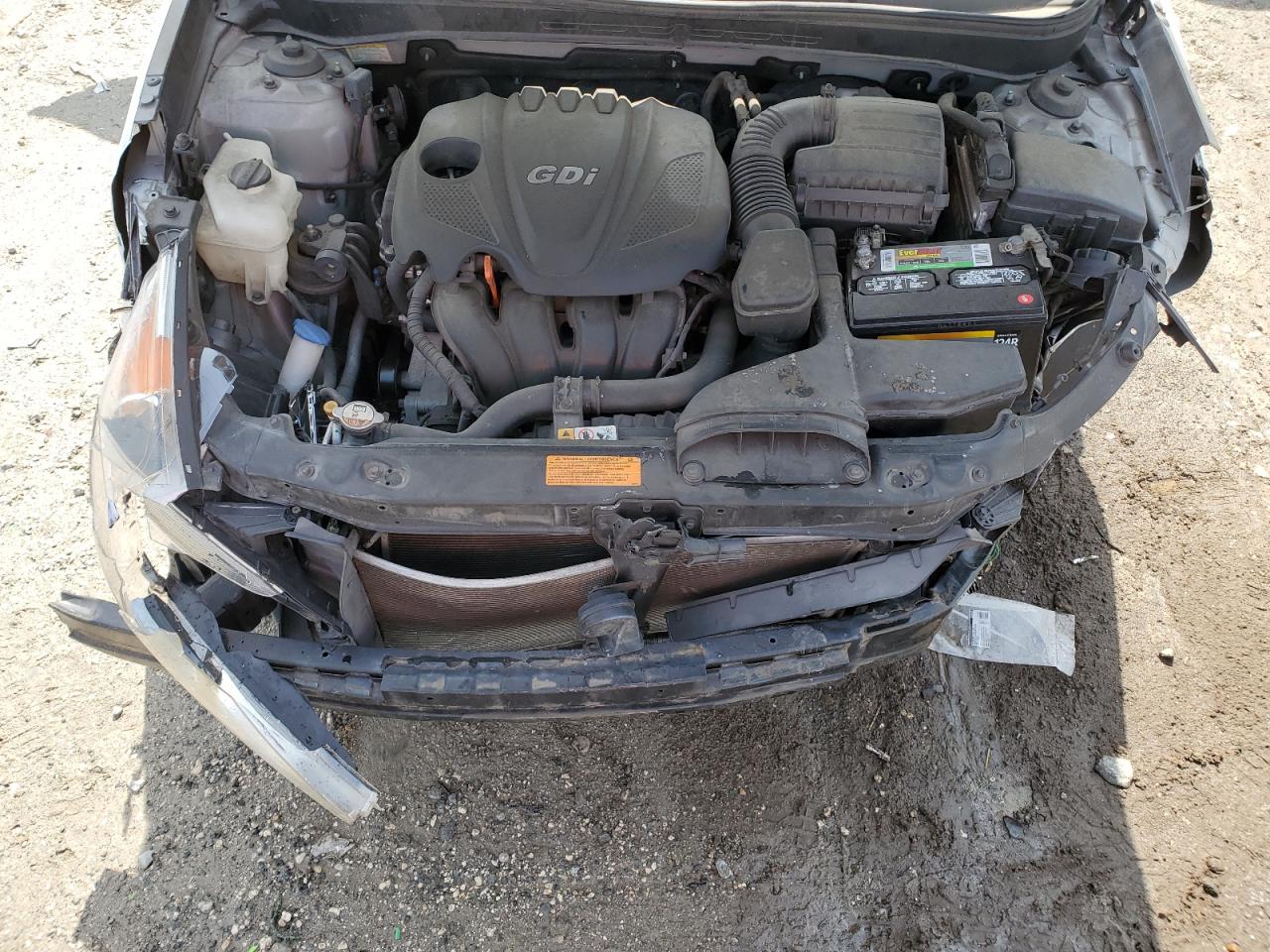 2013 Hyundai Sonata - Image 12