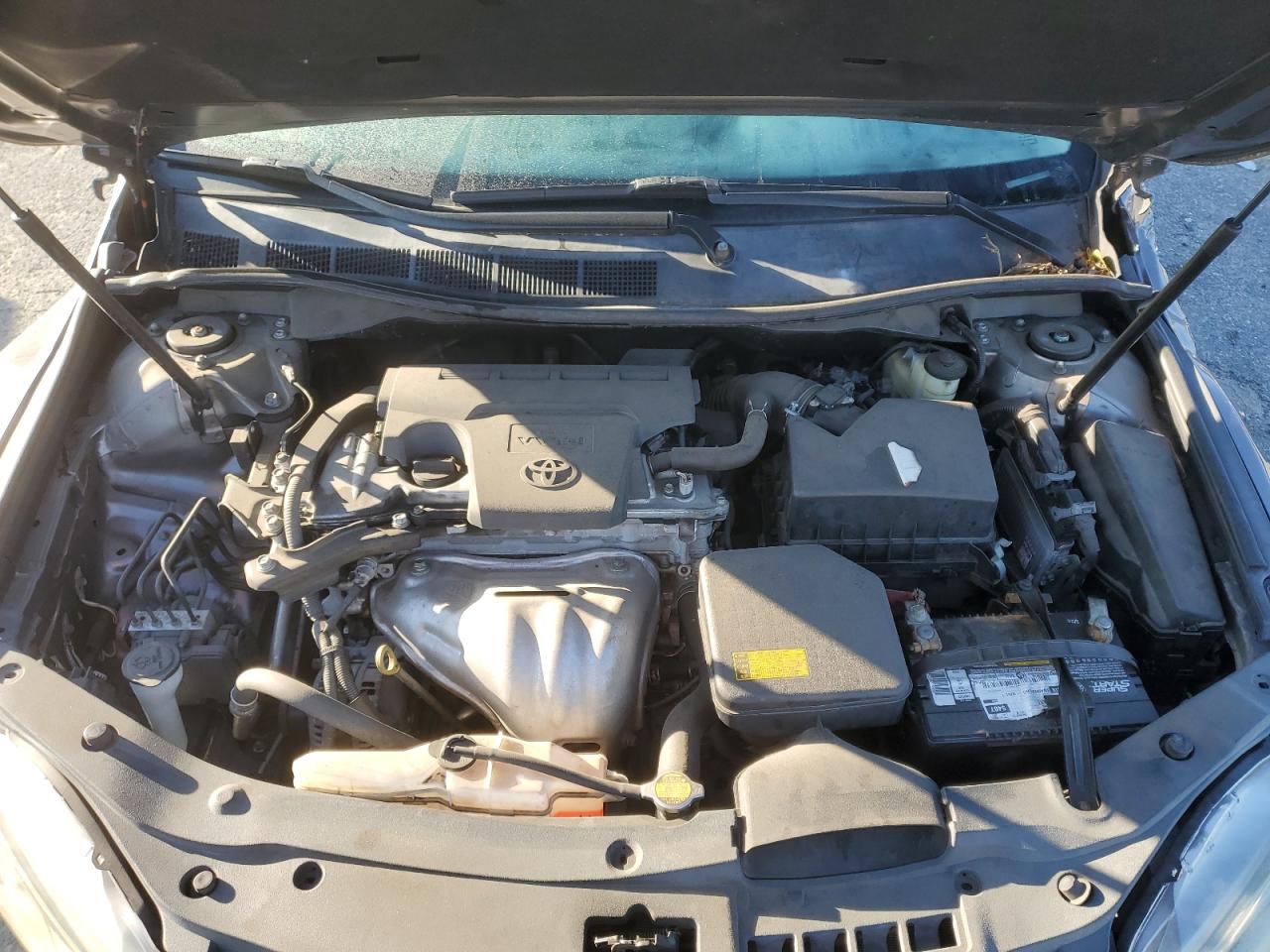 2015 Toyota Camry - Image 11