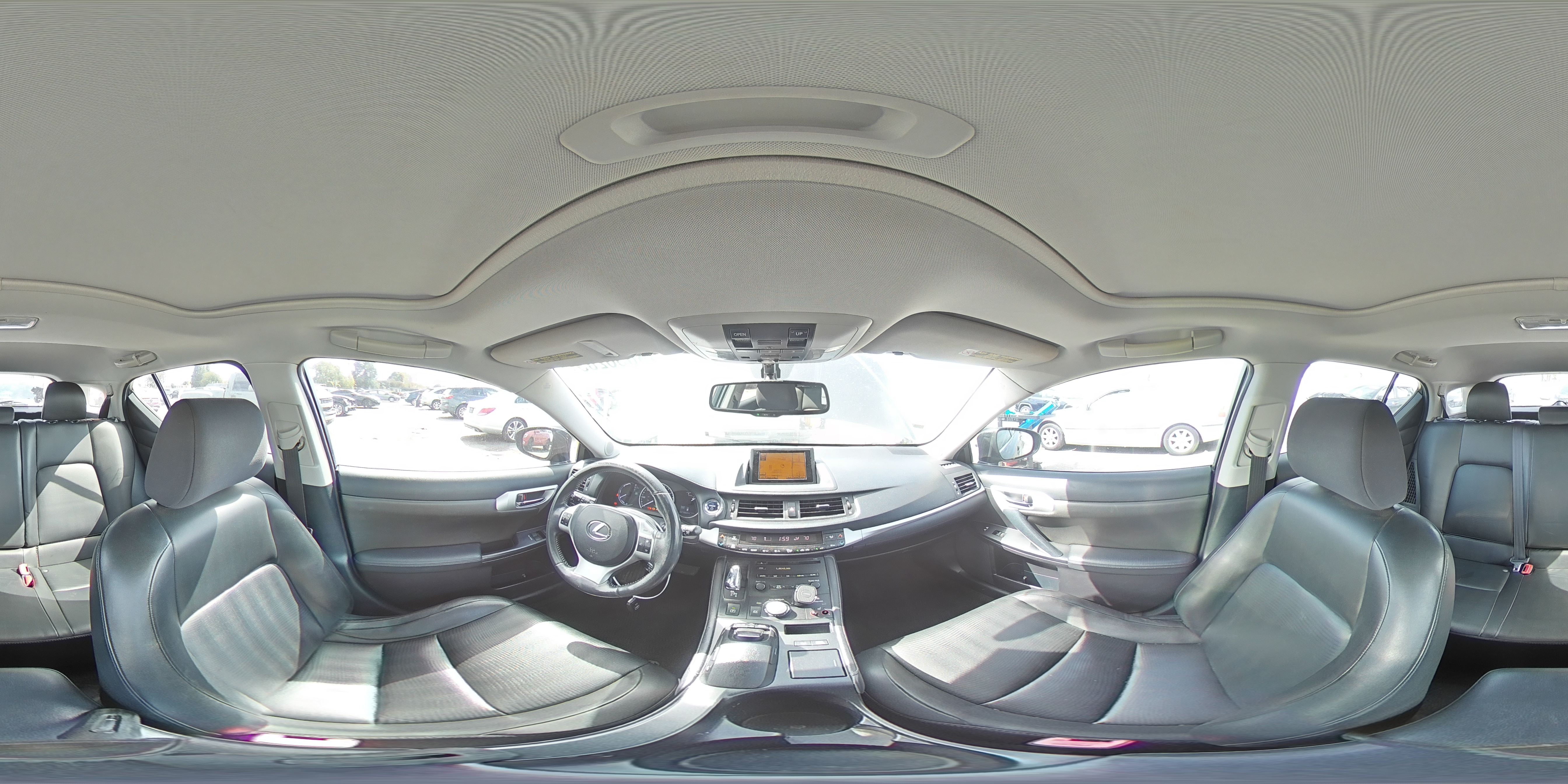 2011 Lexus CT - Image 12