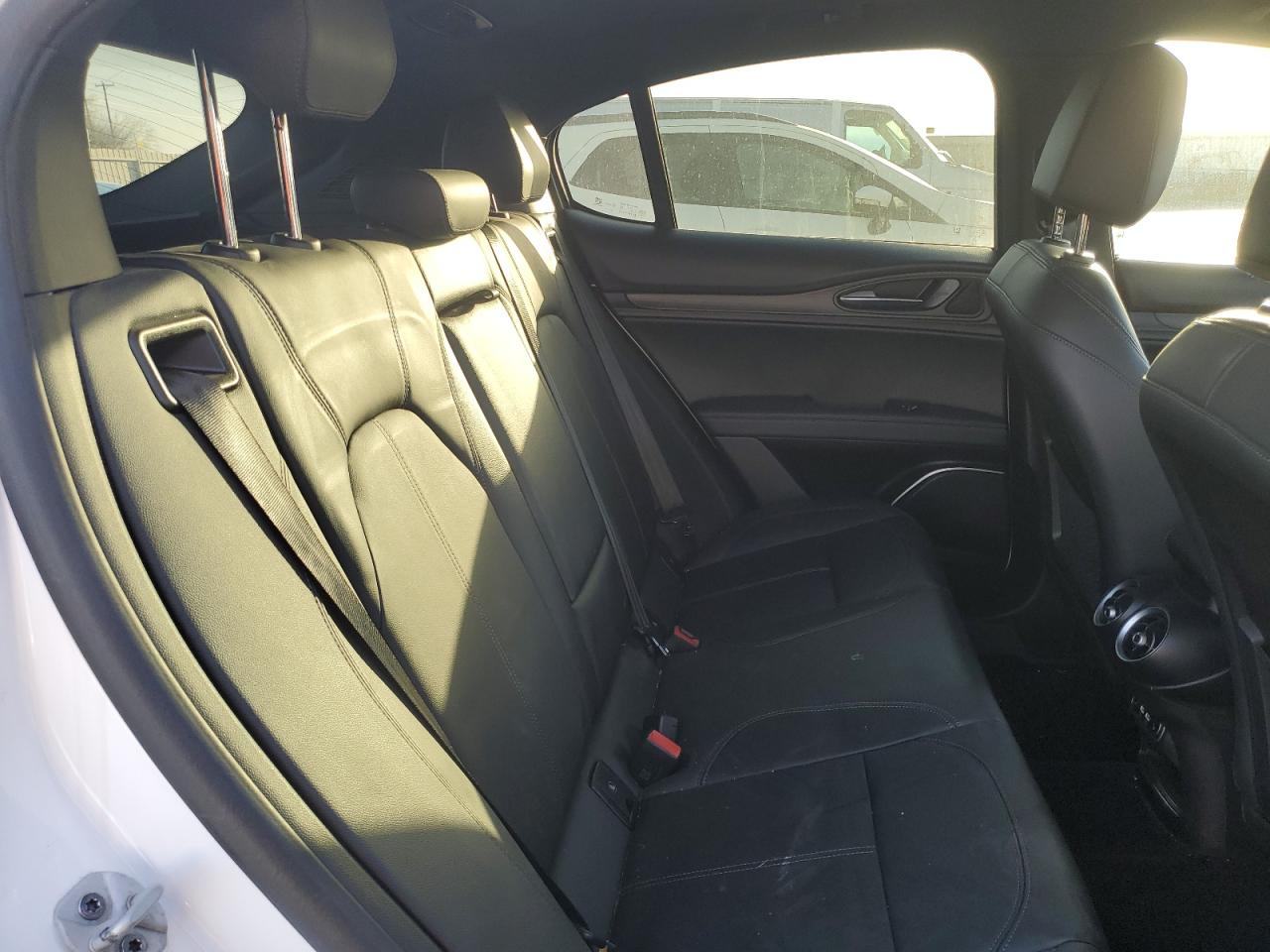 2022 Alfa Romeo Stelvio Ti VIN: ZASPAKBN8N7D38381 Lot: 49154565