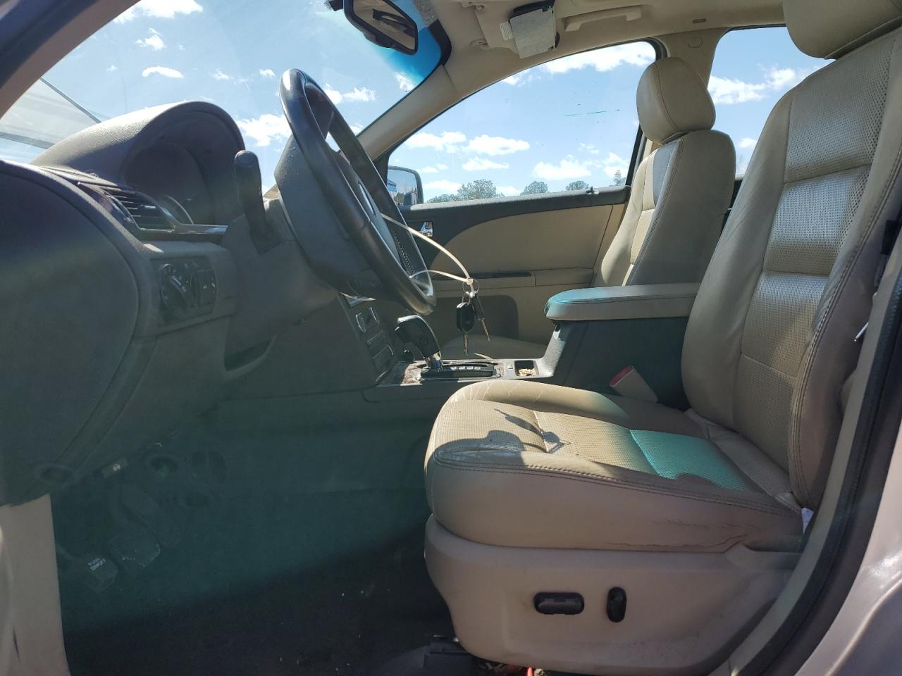 2009 Ford Taurus - Image 7