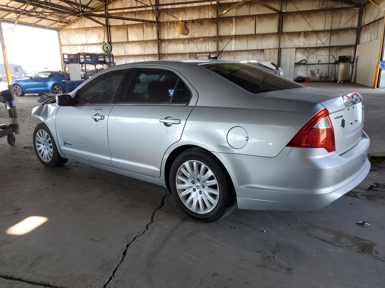 2011 Ford Fusion - Image 2
