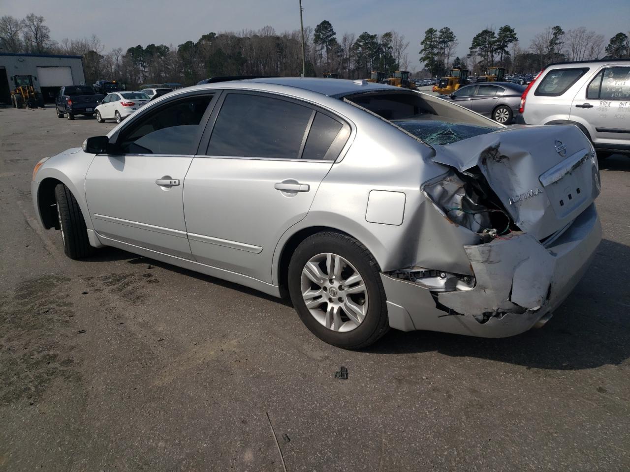 2012 Nissan Altima - Image 2